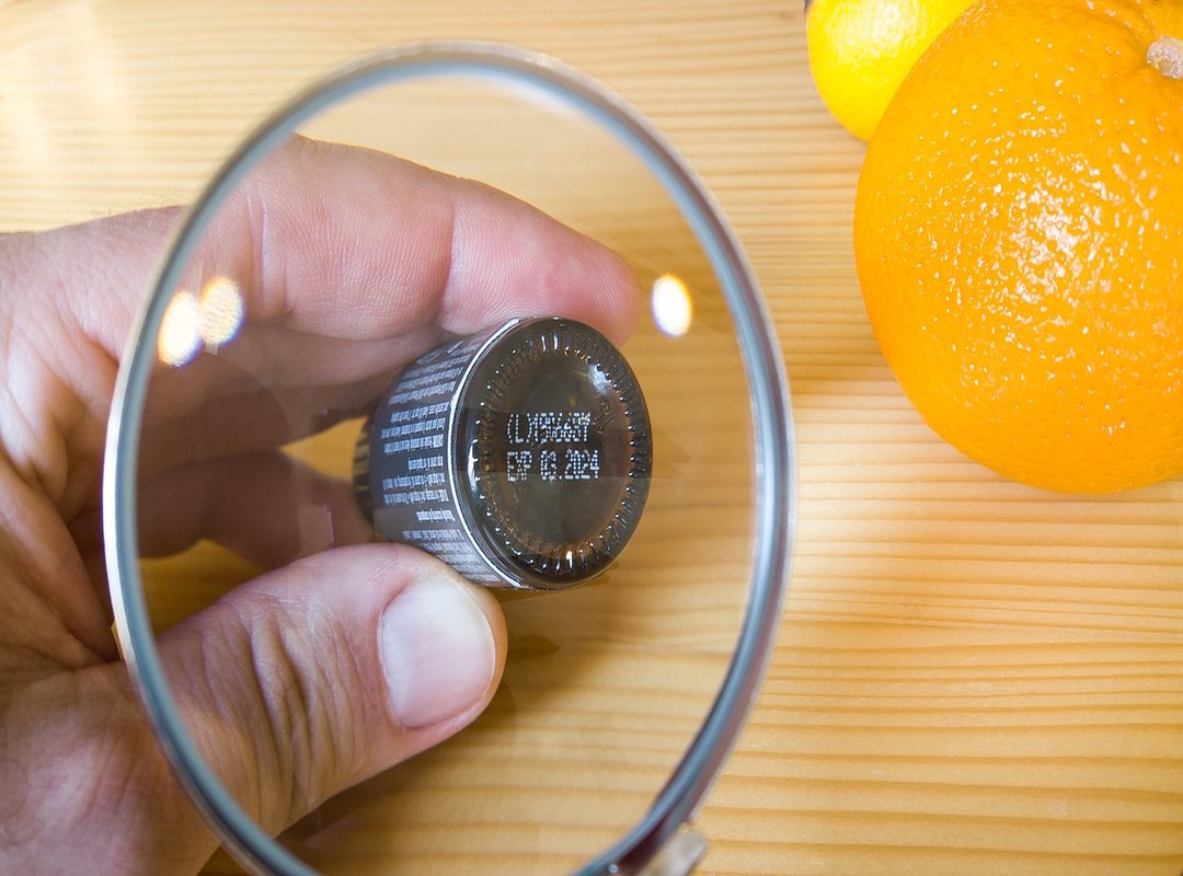 Your Essential 10-Minute Pre-Purchase Inspection Checklist